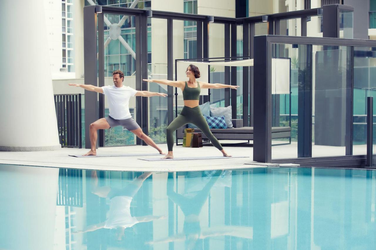 The Westin Brisbane Hotell Eksteriør bilde The swimming pool at The Park