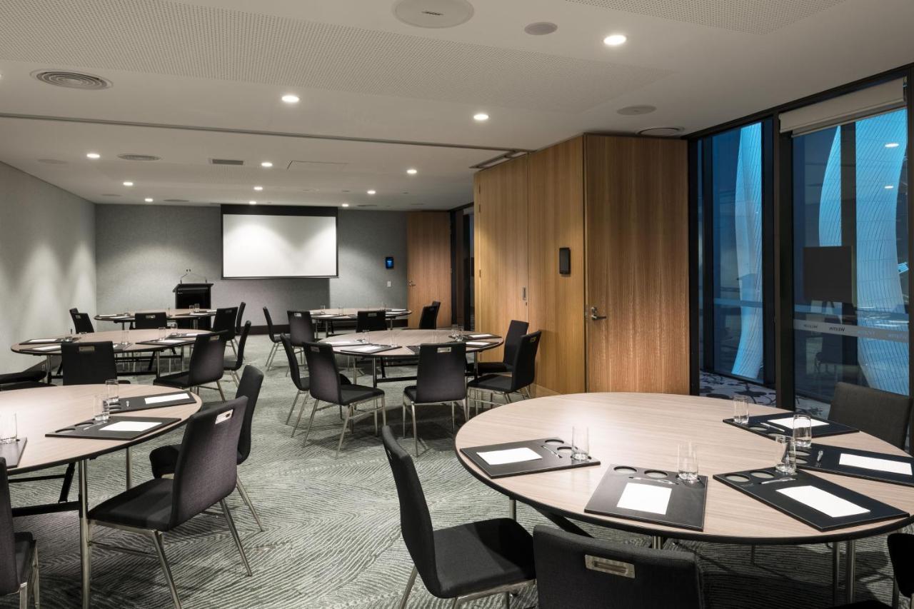 The Westin Brisbane Hotell Eksteriør bilde The Boardroom