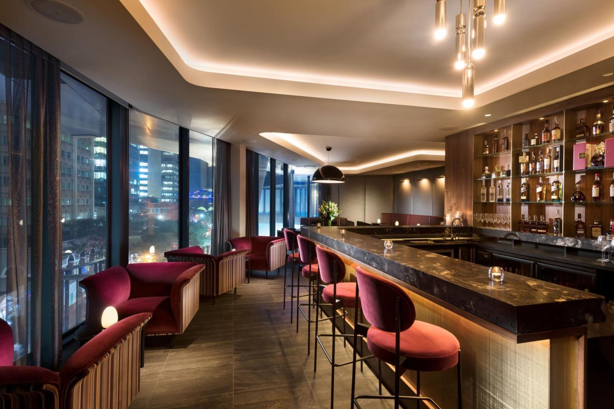The Westin Brisbane Hotell Eksteriør bilde The bar at the 360° Sky Lounge